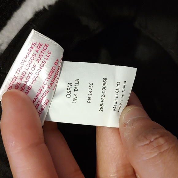 Girls Fuzzy Bucket Hat - Picture 4 of 5